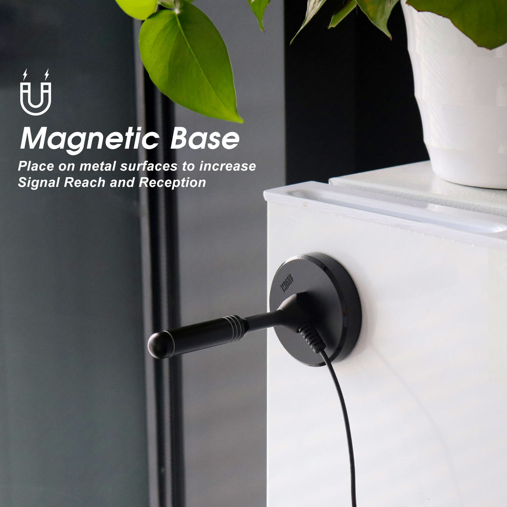 August DTA246B Indoor TV Aerial With Magnetic Base & Amplified Booster